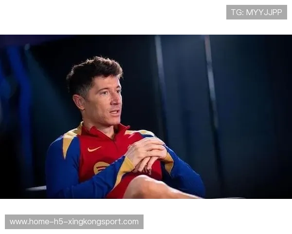 莱万单场50分再掀转会话题：巨星的追逐与未来的悬念